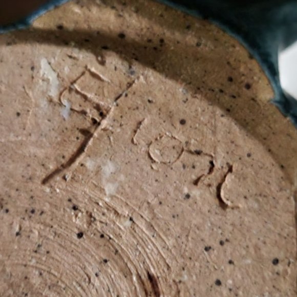 Vintage Studio Art Pottery Jug Signed, Speckled Jug Handmade, Boho Decor - Picture 7 of 7